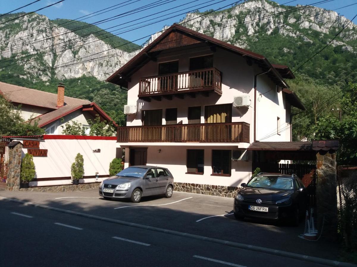 Casa Vivian Hotel Băile Herculane Eksteriør billede