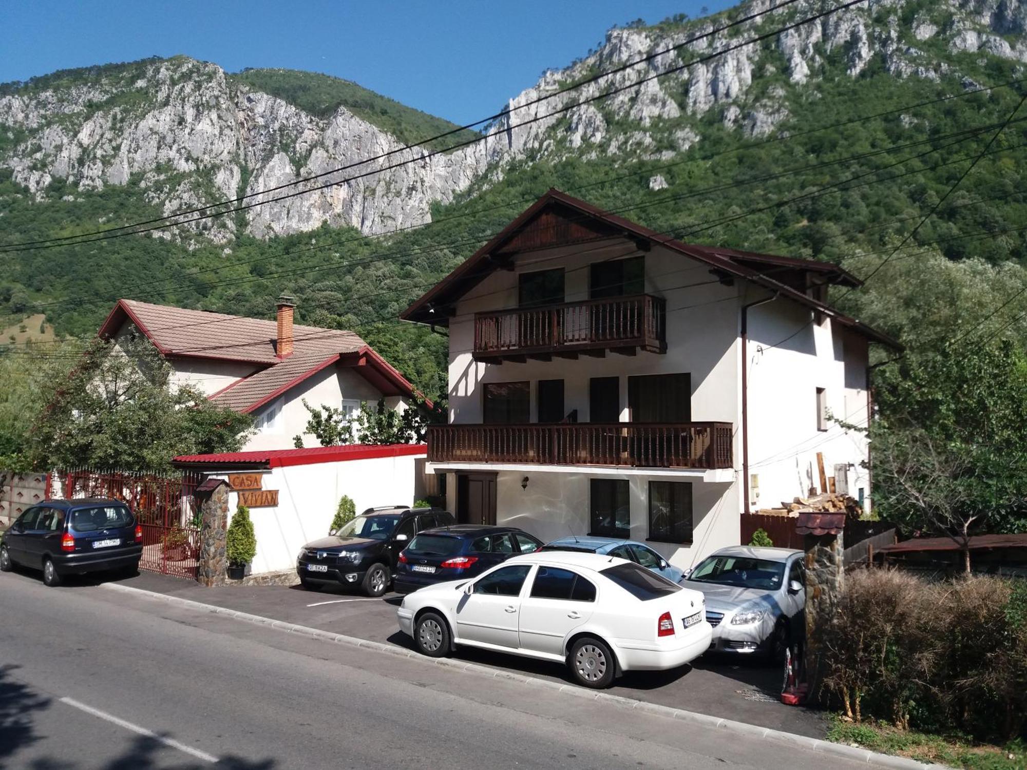 Casa Vivian Hotel Băile Herculane Eksteriør billede